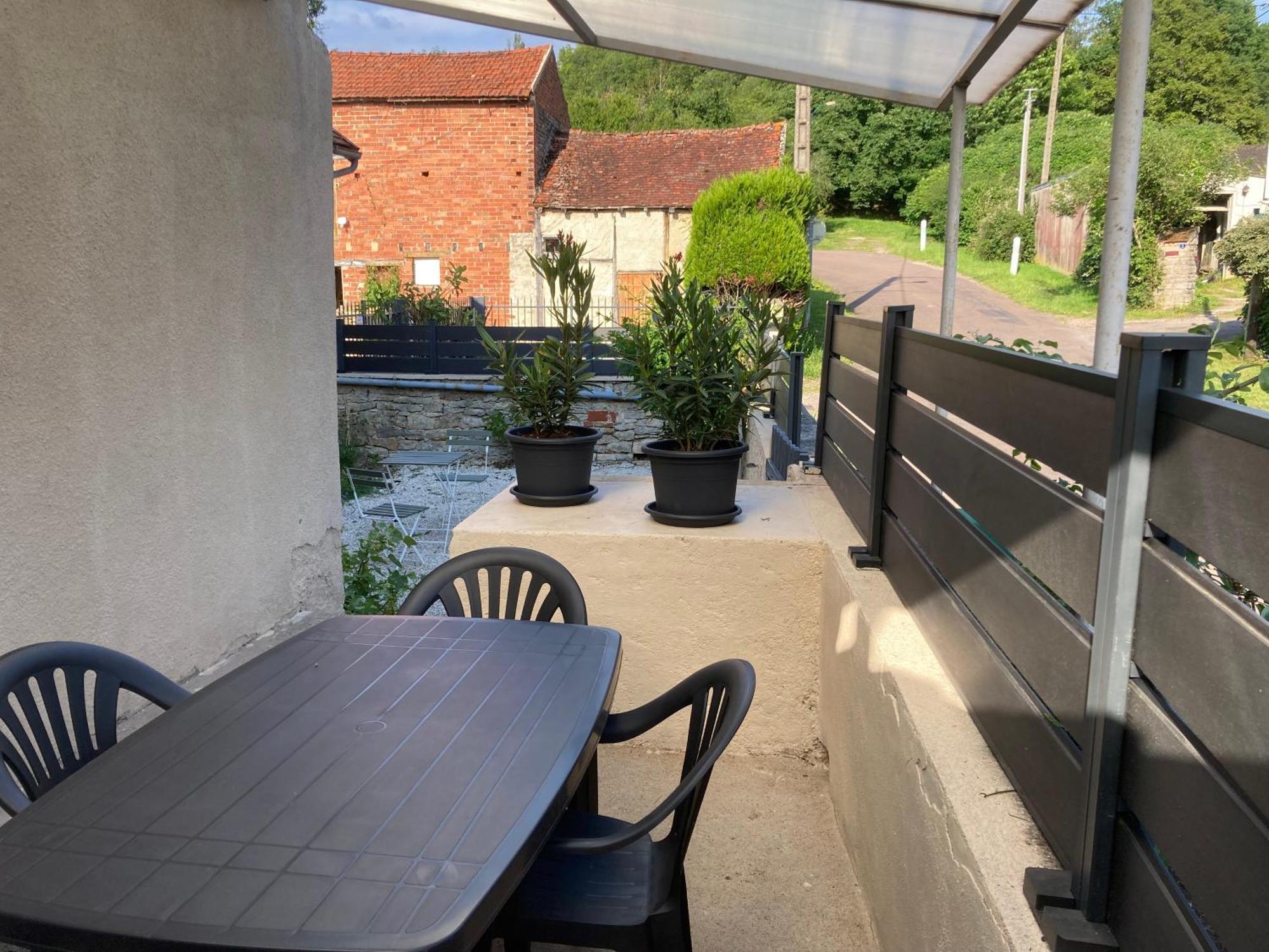 Gite Des Bons Voisins Marigny-le-Cahouet Εξωτερικό φωτογραφία