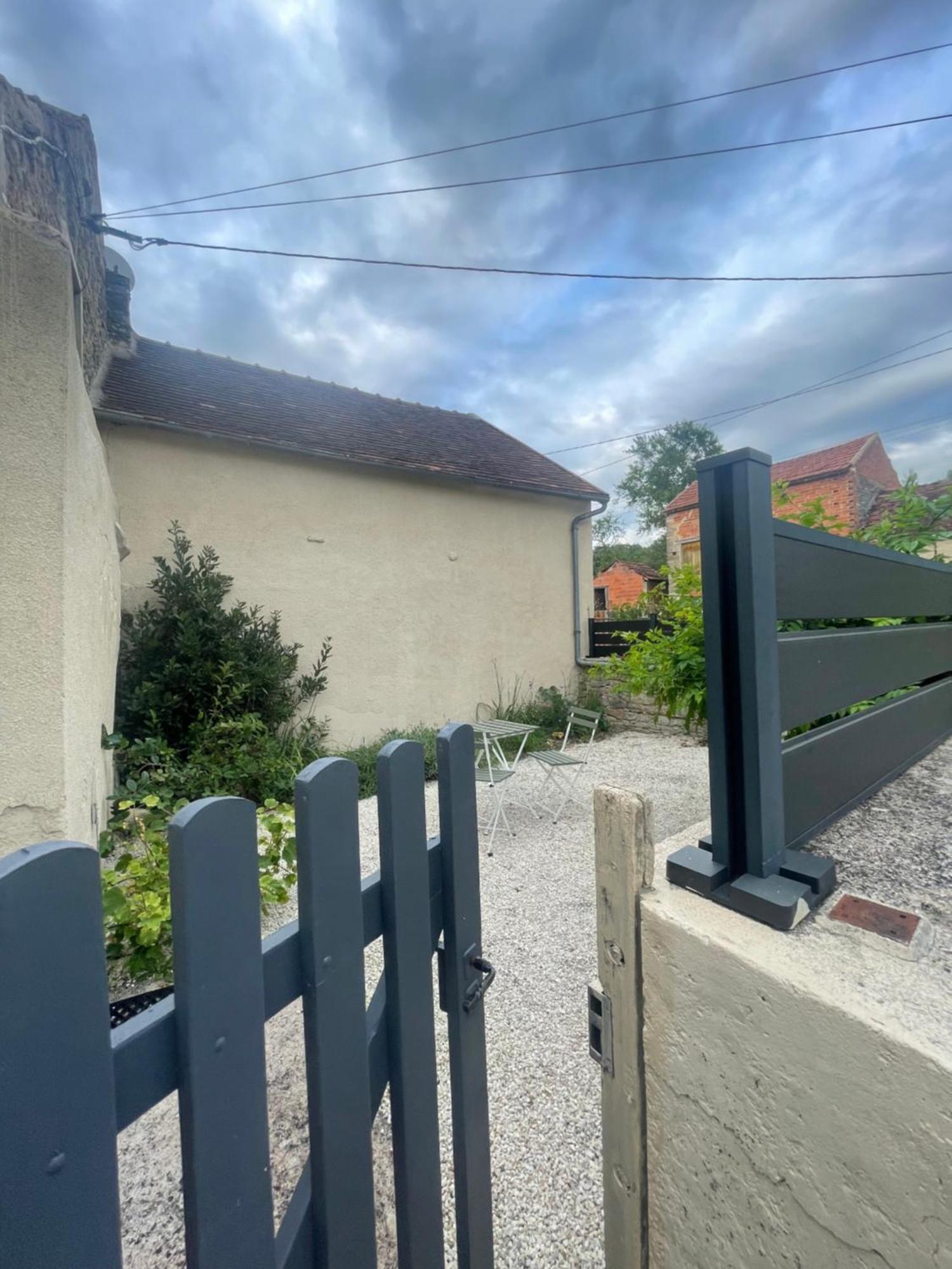 Gite Des Bons Voisins Marigny-le-Cahouet Εξωτερικό φωτογραφία
